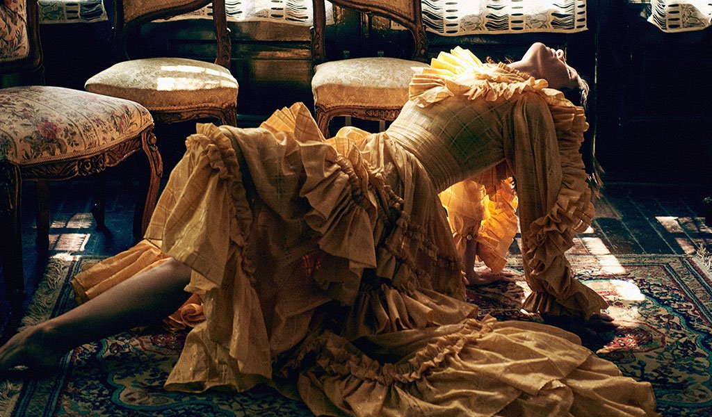 Vestido: CARLOS PINEDA