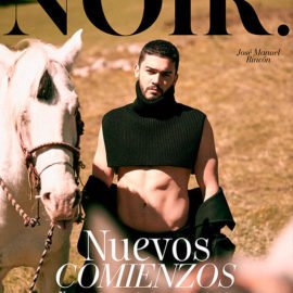 Jersey: CIHUAH Abrigo y pantalón: BOSS Fotografía: SERGIO VALENZUELA Realización: GERARD ANGULO Asistente De Moda: BRENDA BERNARDINO