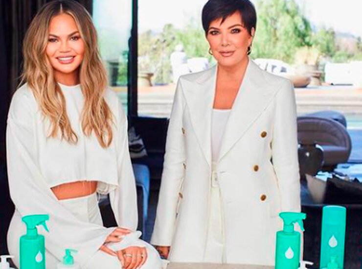 Christy Teigen y Kris Jenner lanzan línea de limpieza para el hogar