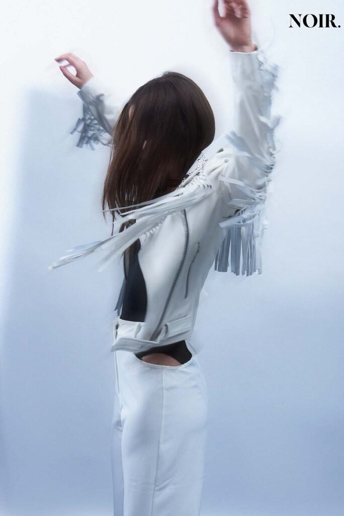 Chamarra: Chull & Chulls Body: Zara Pantalón: Bershka