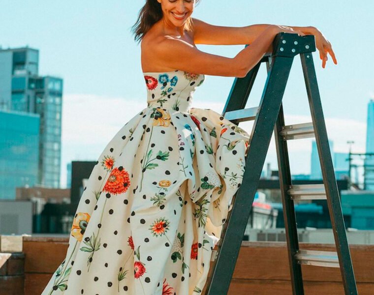 Oscar de la Renta revive los puntos