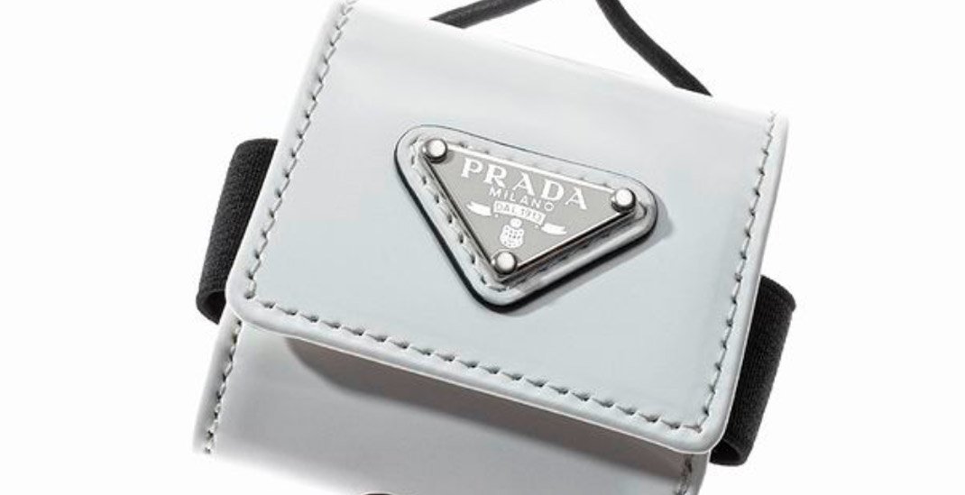 Prada lanza el earphone case que estabas esperando