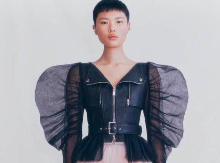 Alexander McQueen y Balenciaga se convierten en “fur-free”