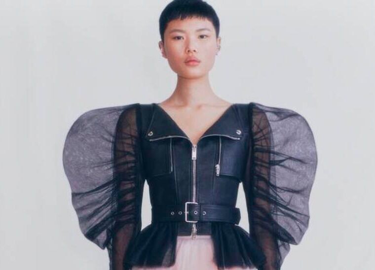 Alexander McQueen y Balenciaga se convierten en “fur-free”