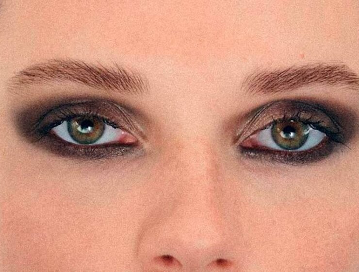 Smoky eye by Chanel