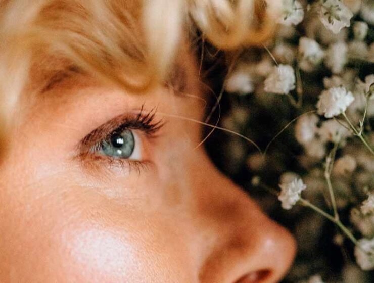 Elizabeth Arden lanza crema para ojos con retinol