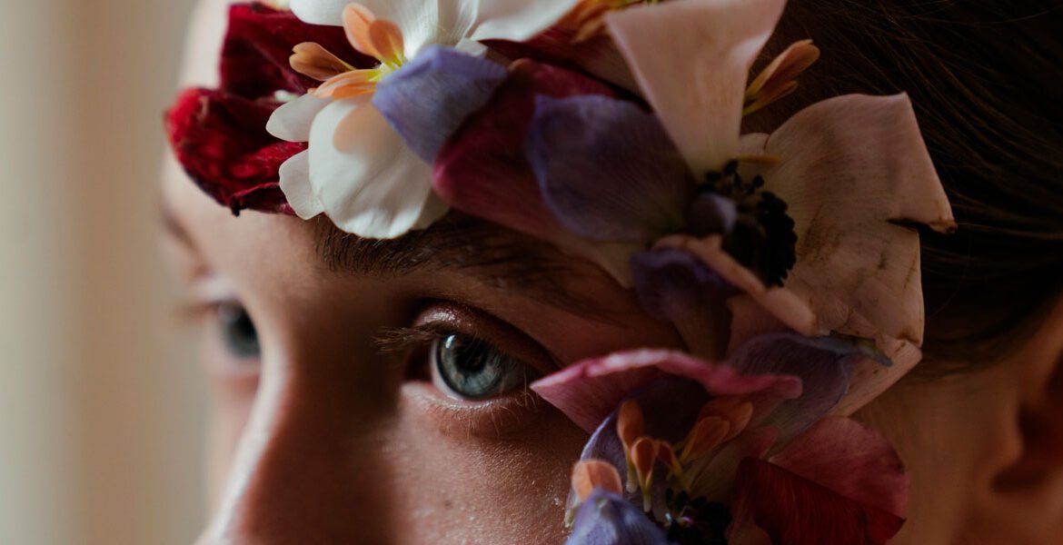 Cremas para borrar el daño solar del área de tus ojos