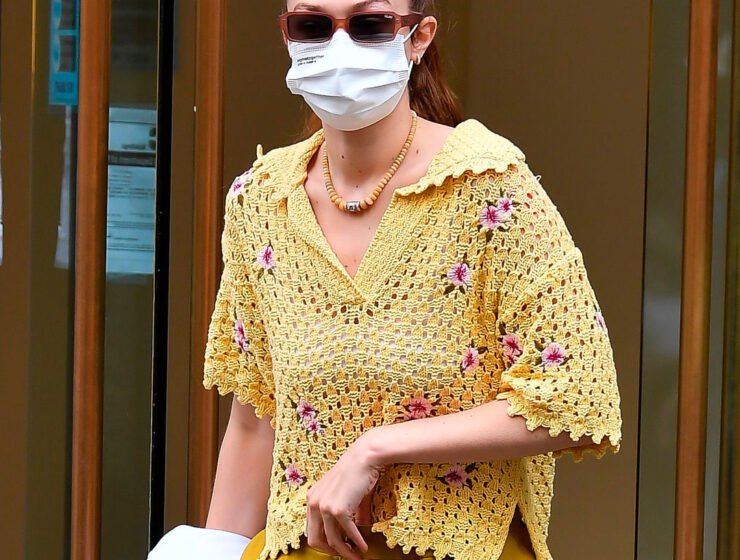 Gigi Hadid luce atuendo crochet de Mango