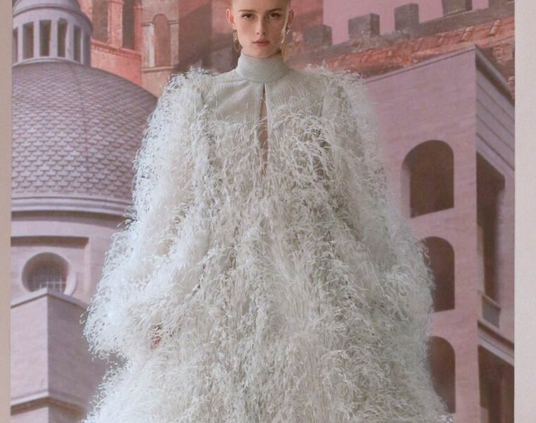 Fendi lanza su colección fall 2021 couture