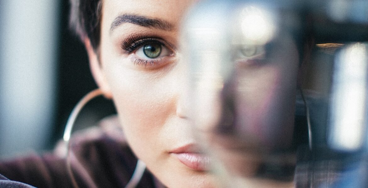 cómo hacer el cat Eye perfecto-2