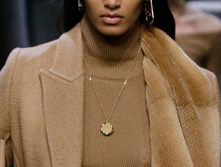 Fendi FW2021 es un homenaje a sus códigos clave