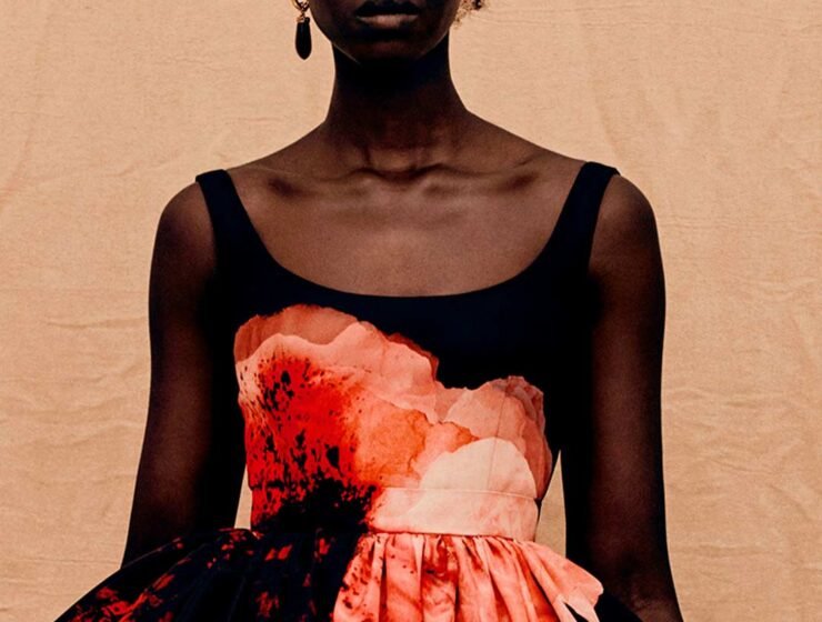 5 atuendos de Alexander McQueen inspirados por el arte