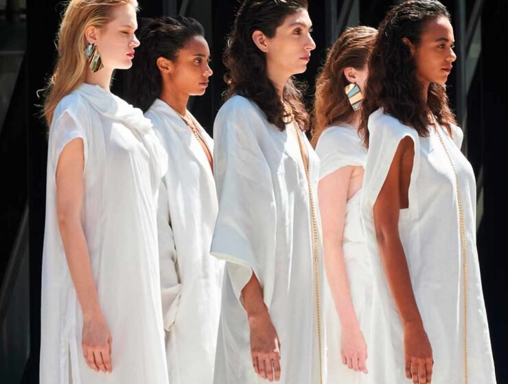 Julia y Renata presentan Manos Libres 02