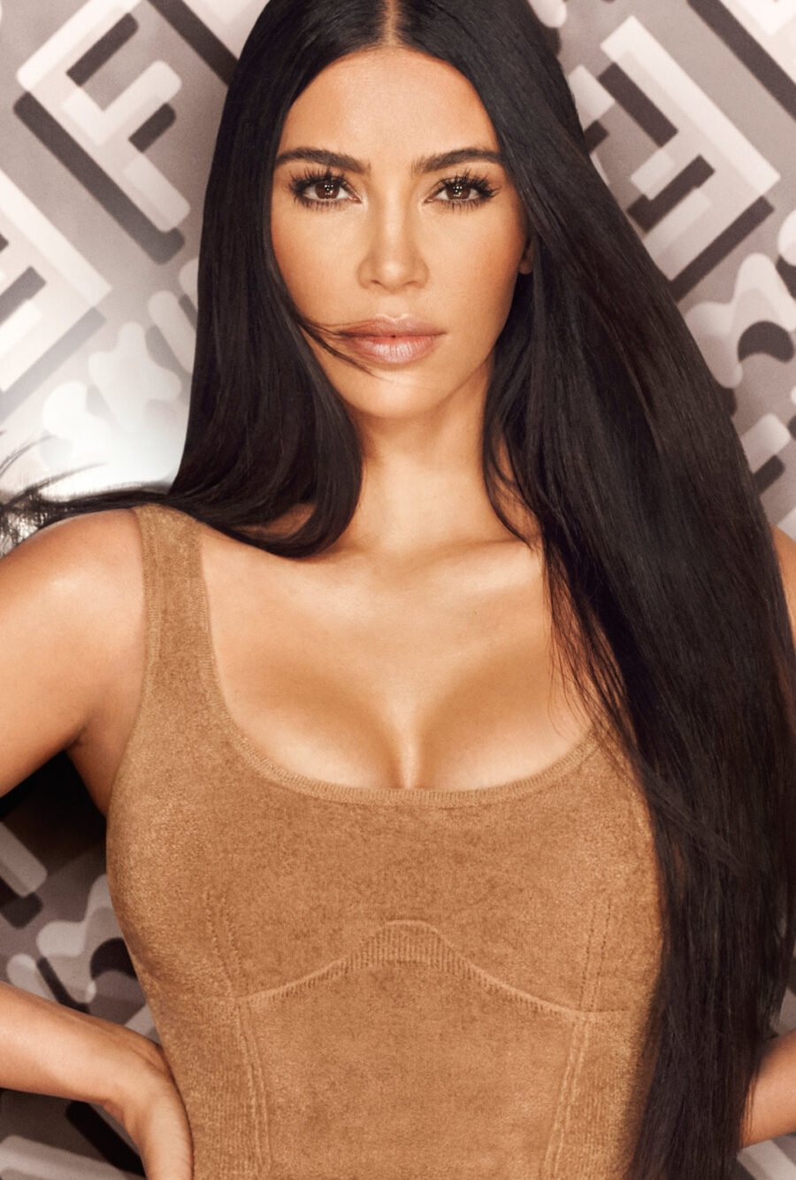 Esta es la increíble fashion movie de Fendi X Skims