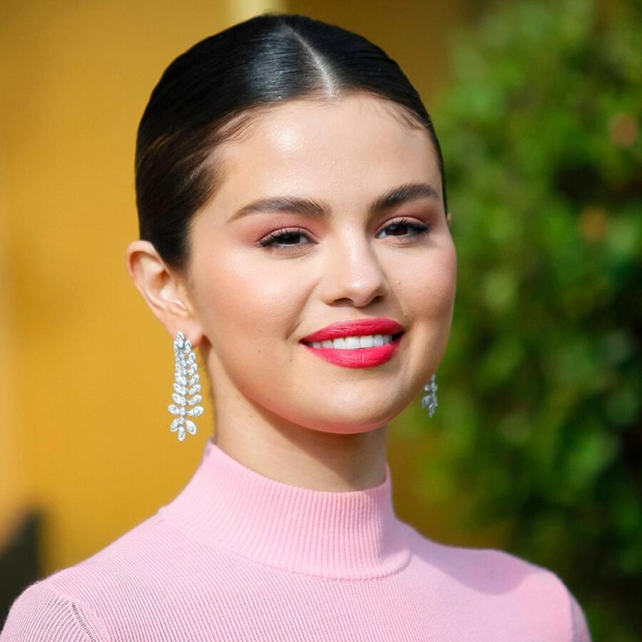 Selena Gomez demuestra que se puede ser casual y chic