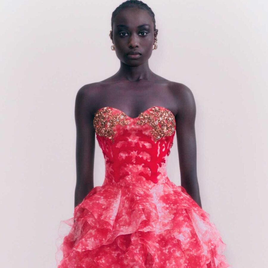 William Blake regresa a los estampados de Alexander McQueen