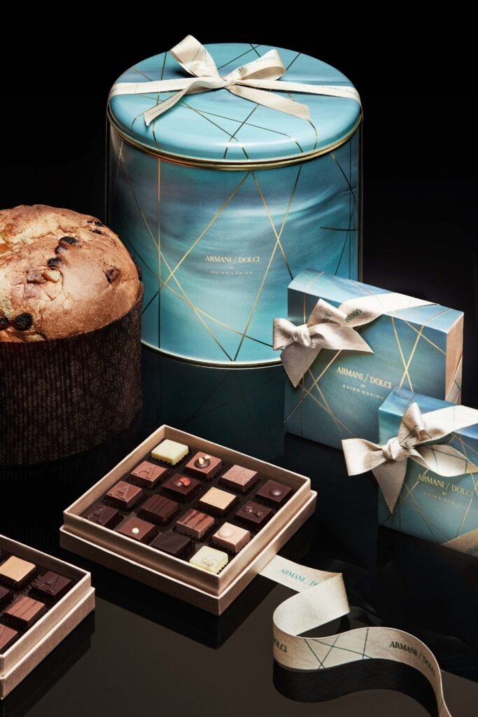 Celebra la poca festiva con Armani Dolci by Guido Gobino. Noir