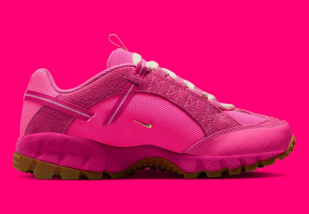 Color del año 2023: Viva Magenta