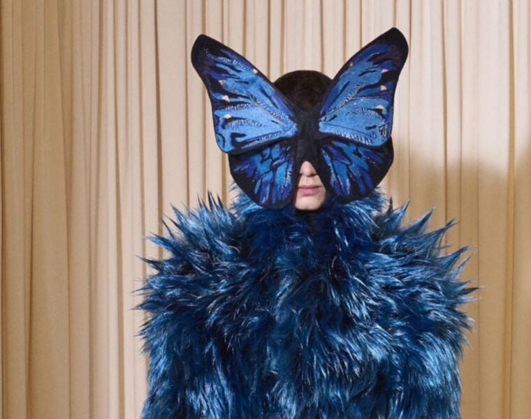 BALENCIAGA FALL COUTURE 24: UNA POESIA EN CAPAS Y UNA ESPECIAL CONQUISTA EN PARIS FASHION WEEK