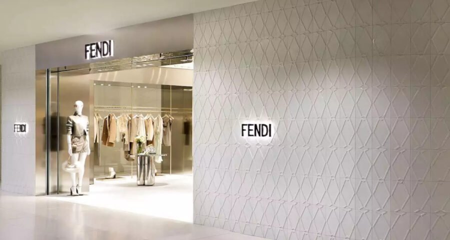 FENDI ESTRENA CAMPAÑA FALL WINTER 24 CON NICHOLAS GALITZINE_NOIR