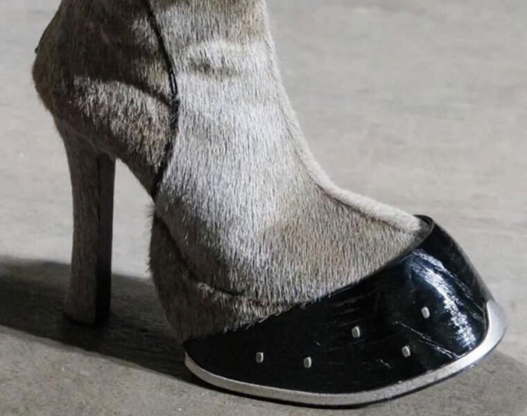 botas de pezuña de alexander mcqueen