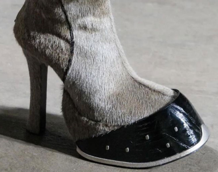 botas de pezuña de alexander mcqueen