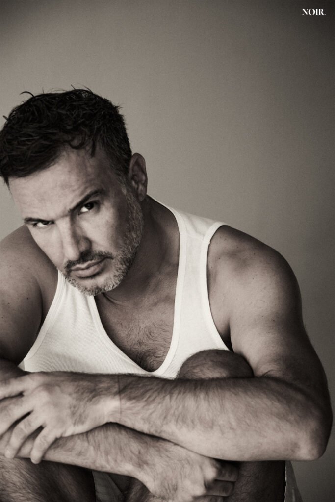 Alex de la madrid en short Cos.