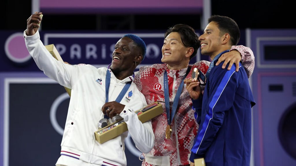 Medallistas de la primera competencia de breaking París 2024
