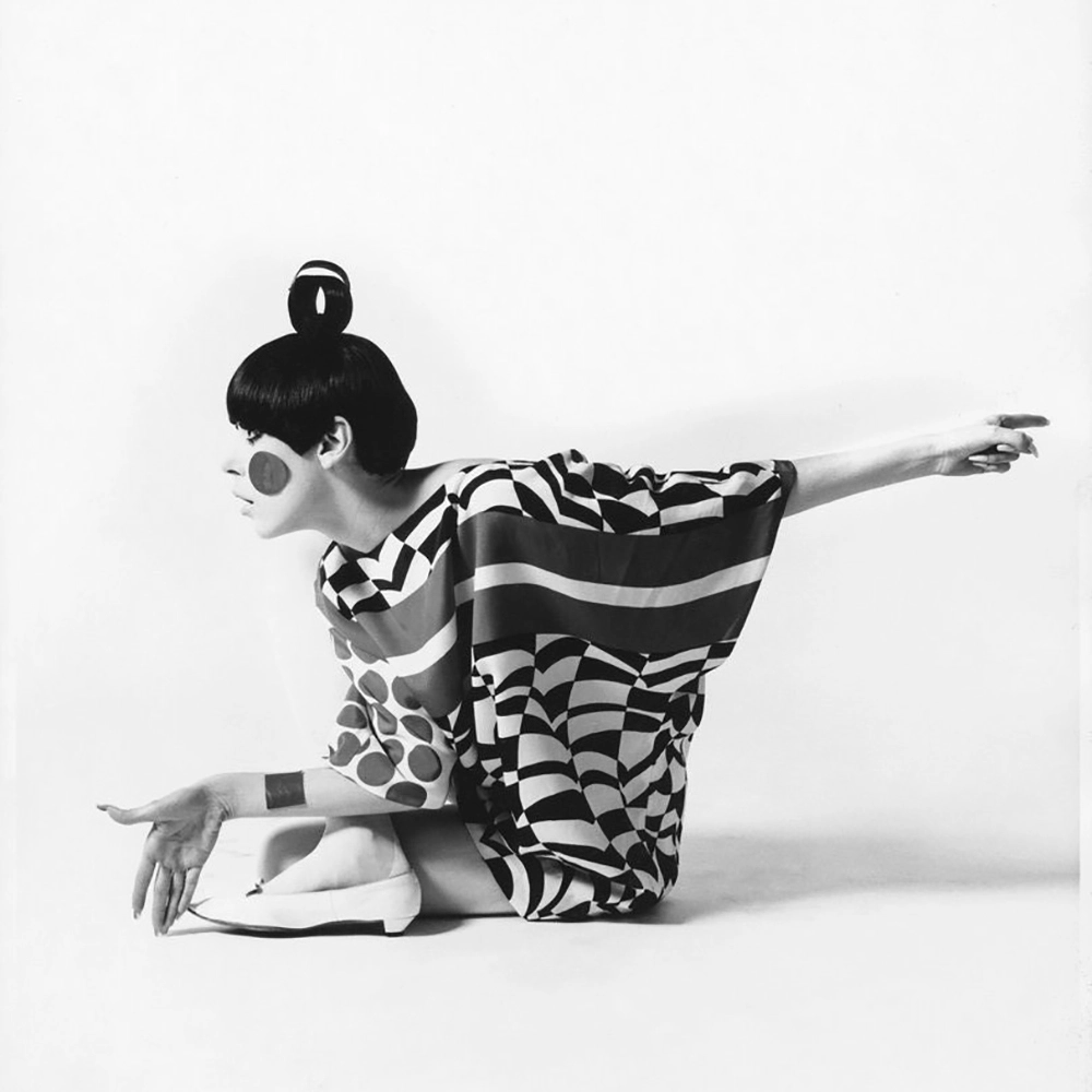 Su estilo se mantuvo como una referencia icónica de la moda de los 60. 