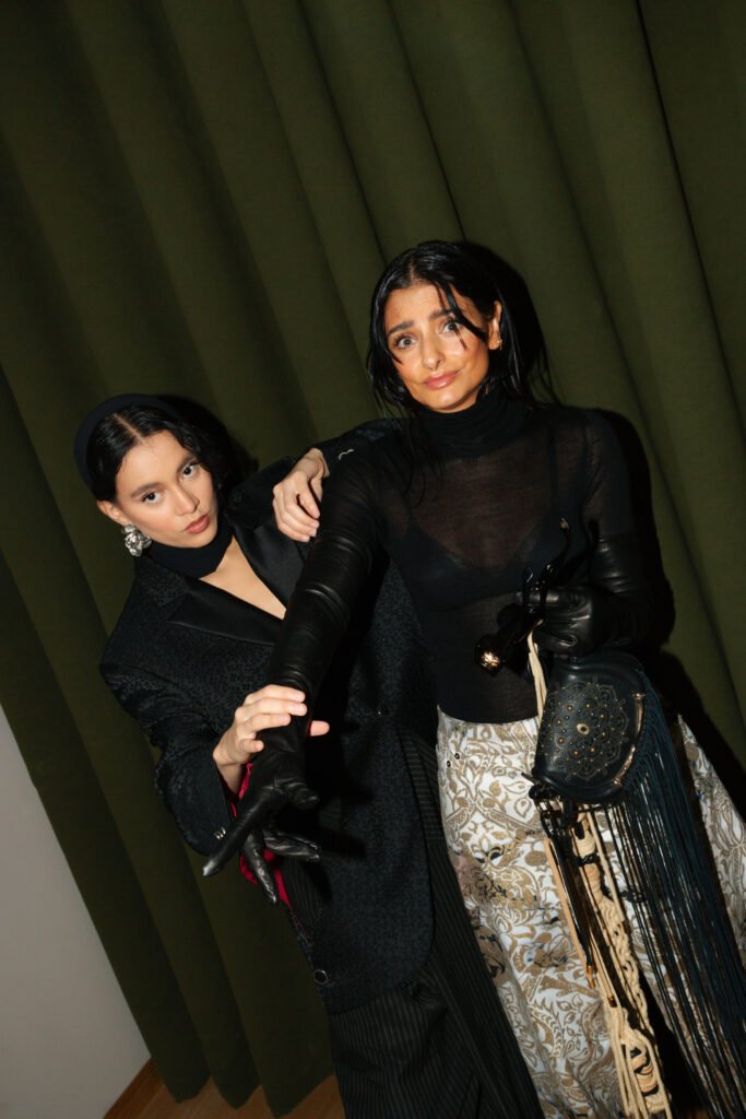 Aislinn Derbez en Roberto Cavalli, por Stylist Marmol Vejo, Jessica Marmolejo