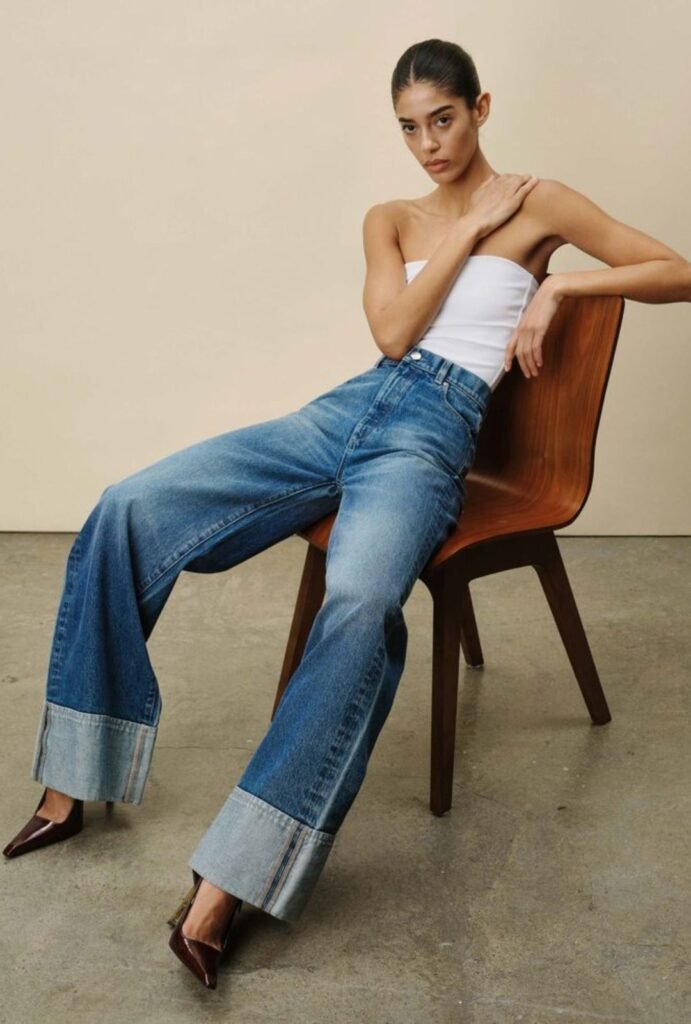 Los jeans cuffed son los favoritos de la temporada.