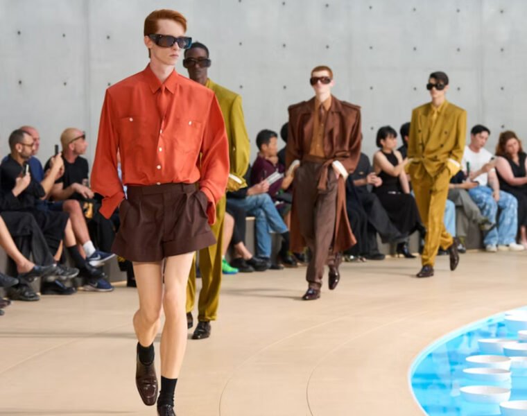 Saint Laurent Primavera-Verano 2026: el regreso del color
