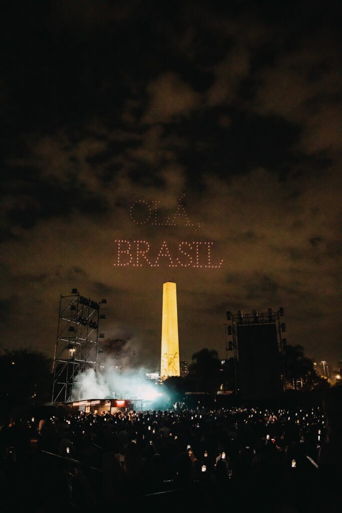 H&M Brasil.