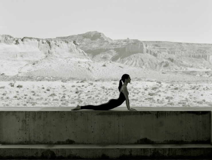 Kendall Jenner y ALO Fall 2025: lujo, bienestar y minimalismo