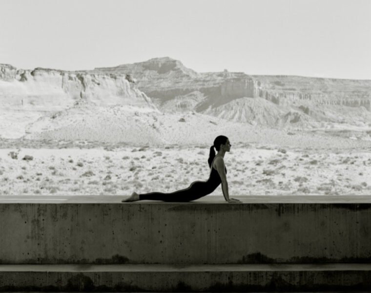 Kendall Jenner y ALO Fall 2025: lujo, bienestar y minimalismo