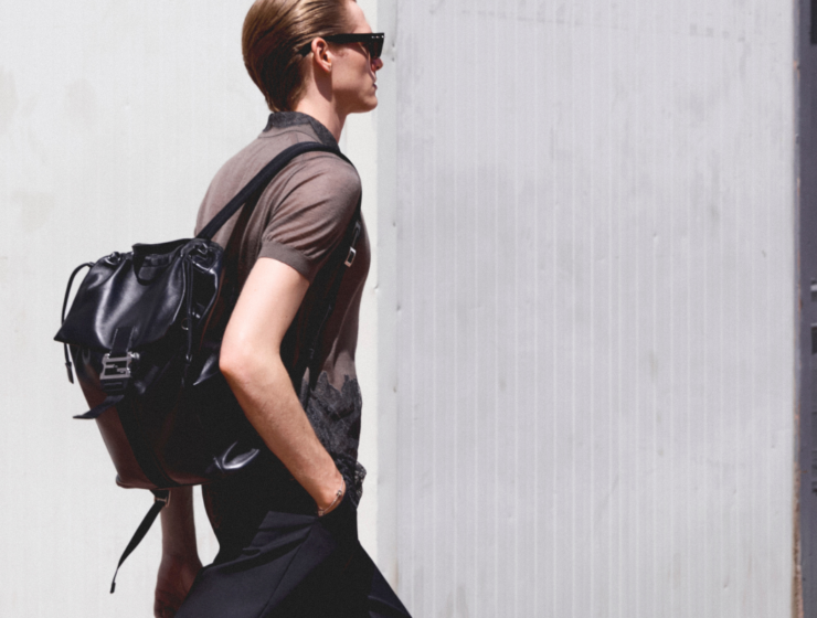 Descubre la FENDI Flux Backpack: estilo, fluidez y funcionalidad