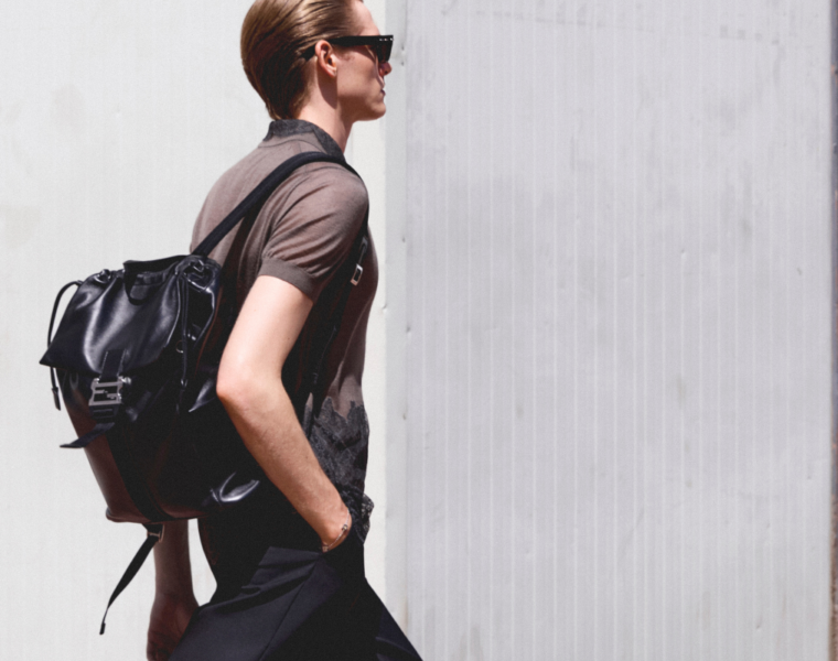 Descubre la FENDI Flux Backpack: estilo, fluidez y funcionalidad