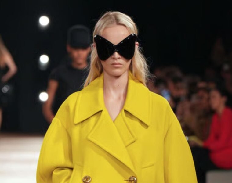 Balenciaga SS26: Pierpaolo Piccioli debuta y redefine la maison