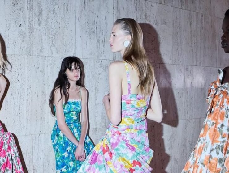 Chloé SS26: vestidos florales y feminidad moderna