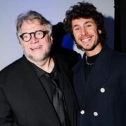 Juanpa Zurita en el estreno de Frankenstein con Guillermo del Toro