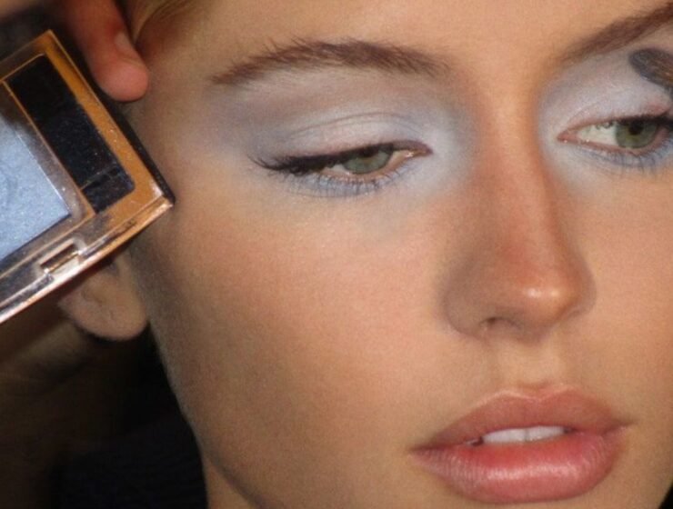 Cómo lograr el Pearl Winter Makeup perfecto paso a paso