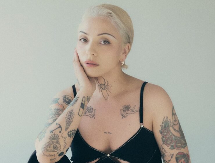 Mon Laferte femme fatale: el nuevo álbum de la cantante chilena