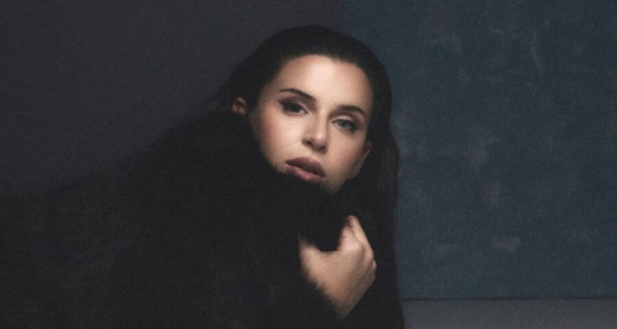 Nathy Peluso presenta Malportada: arte, sanación y libertad