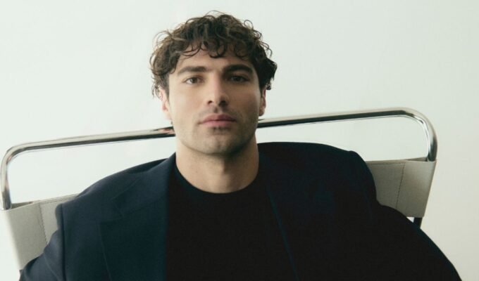 Cómo Emilio Antun vive la autenticidad y la presencia en la vida