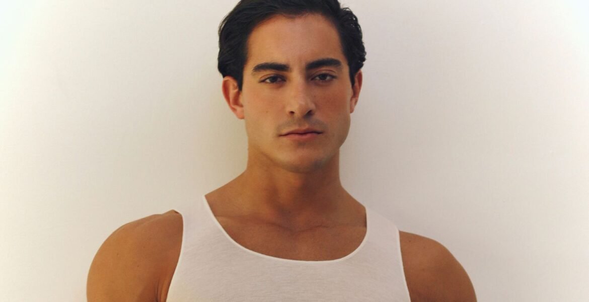 Emiliano Medina redefine el estilo masculino desde la autenticidad