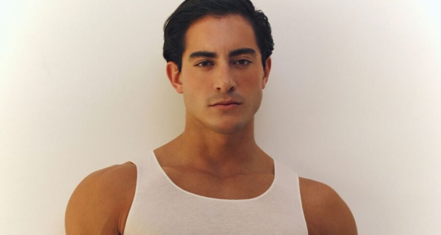 Emiliano Medina redefine el estilo masculino desde la autenticidad