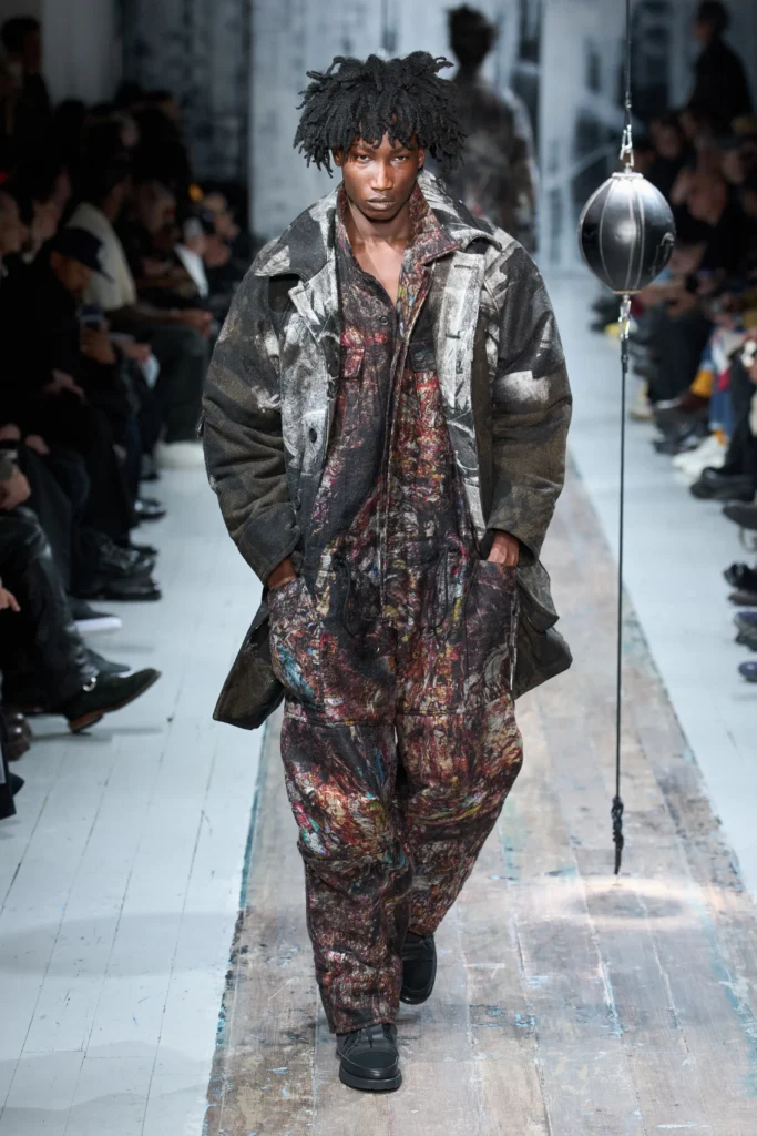 Yohji Yamamoto diseño abstracto