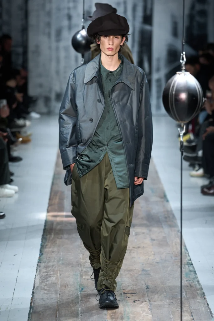 Yohji Yamamoto diseño abstracto