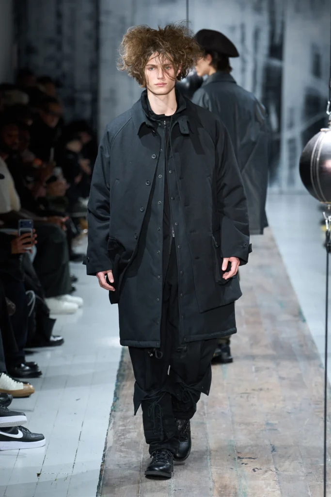Yohji Yamamoto diseño abstracto