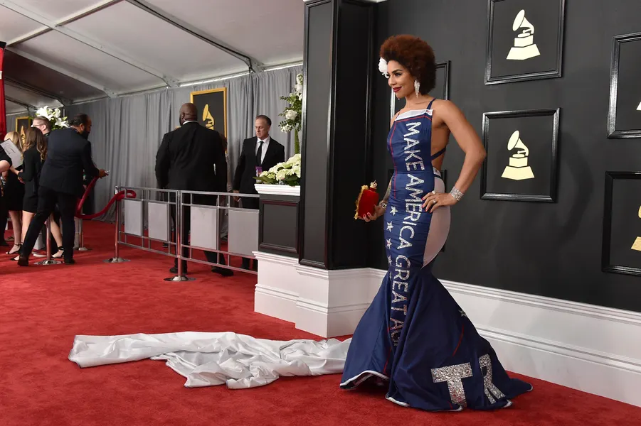 vestidos polémicos Grammy